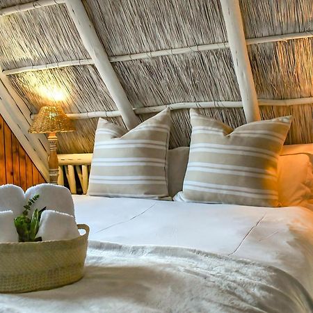 Ikhaya Lamadube Game Lodge Klipdrift エクステリア 写真