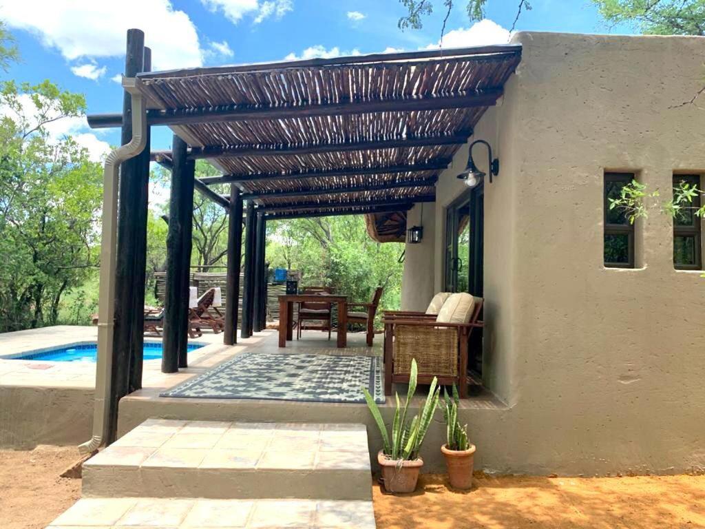 Ikhaya Lamadube Game Lodge Klipdrift エクステリア 写真