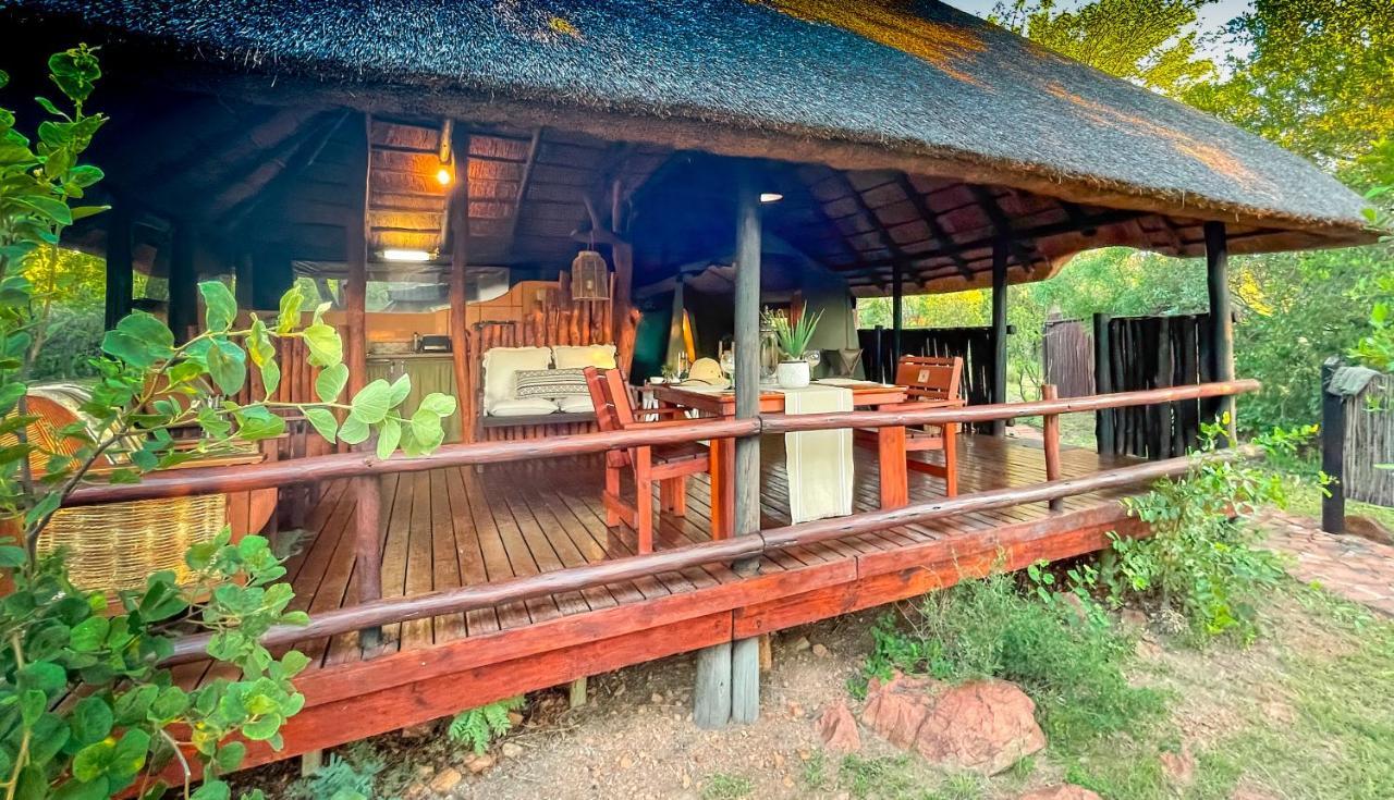 Ikhaya Lamadube Game Lodge Klipdrift エクステリア 写真