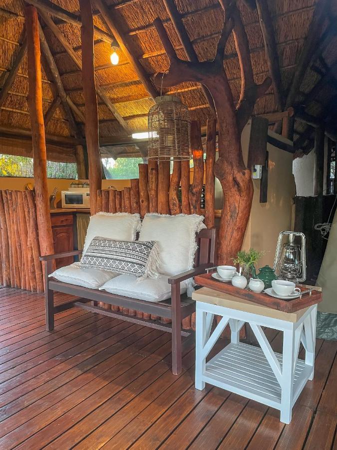 Ikhaya Lamadube Game Lodge Klipdrift エクステリア 写真