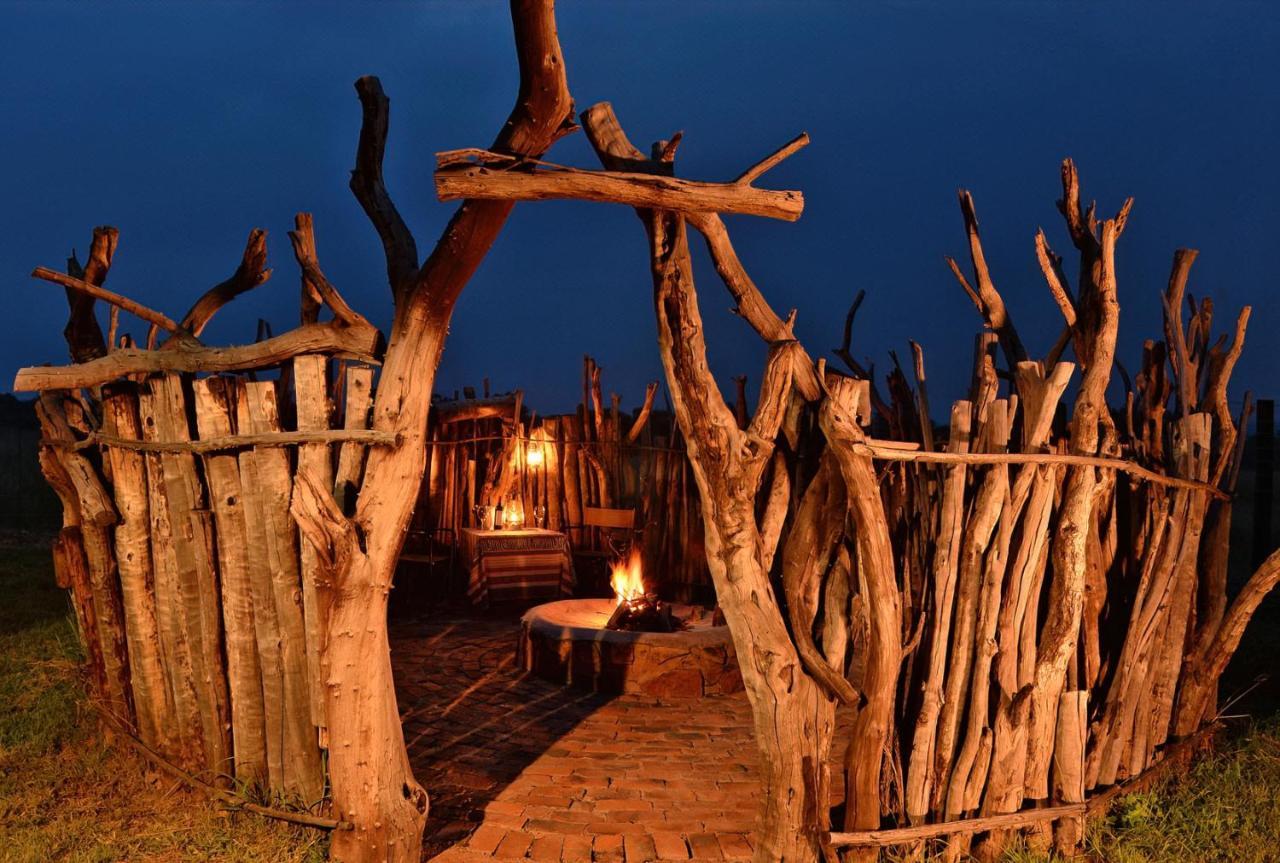 Ikhaya Lamadube Game Lodge Klipdrift エクステリア 写真