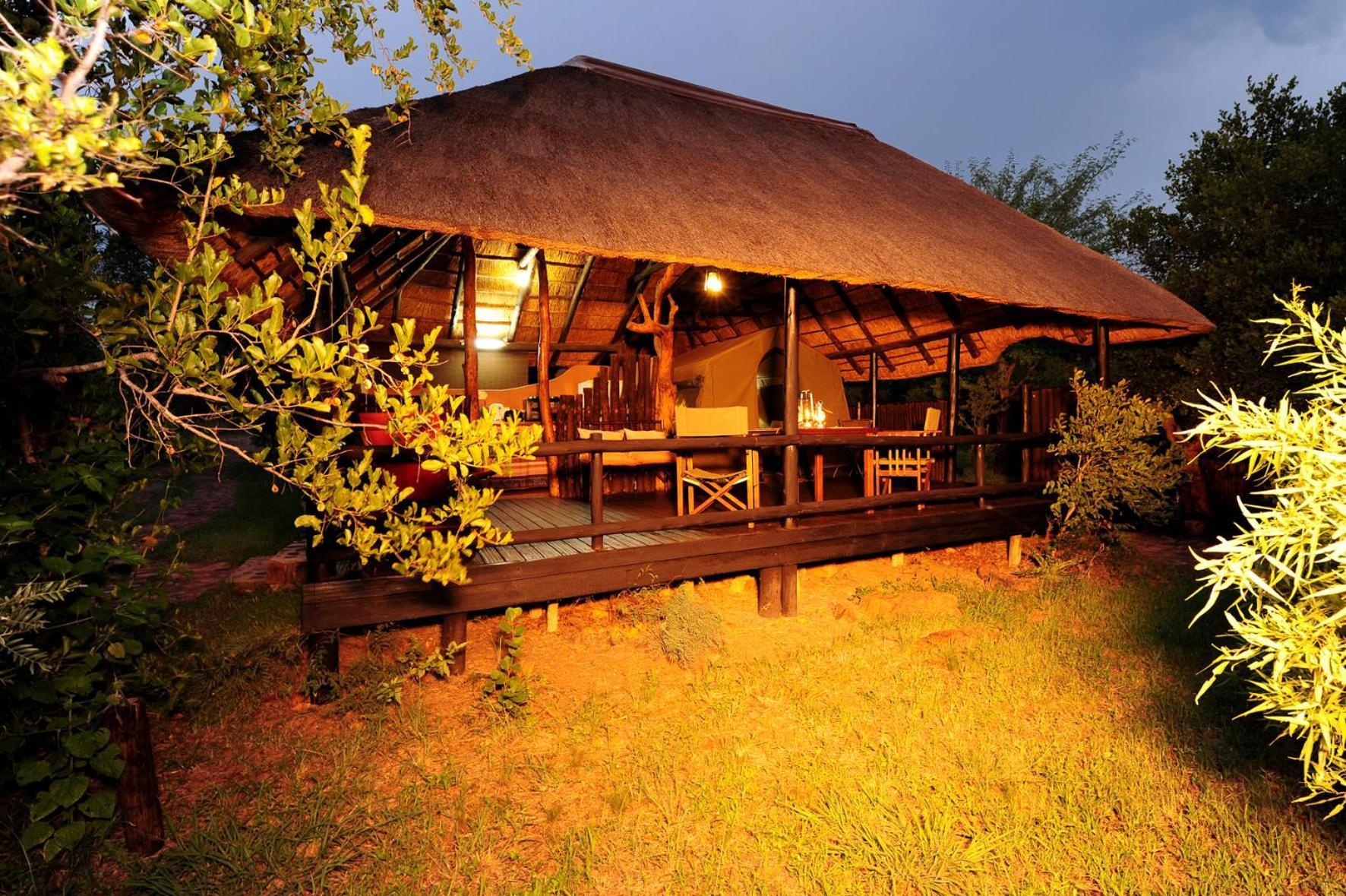 Ikhaya Lamadube Game Lodge Klipdrift エクステリア 写真